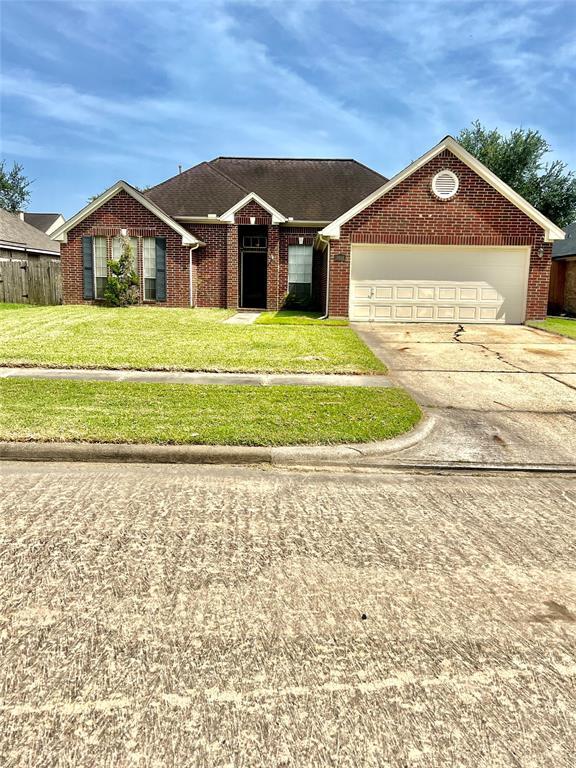 property at 2017 Castle Dr