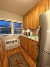 21-22-22 Clintonville St in Queens, NY - Building Photo - Building Photo