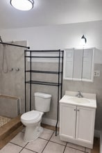 12981 Branford St in Pacoima, CA - Foto de edificio - Building Photo