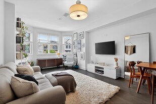 172 South St in Jersey City, NJ - Building Photo