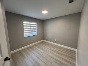 11119 W Okeechobee Rd in Hialeah, FL - Building Photo - Building Photo