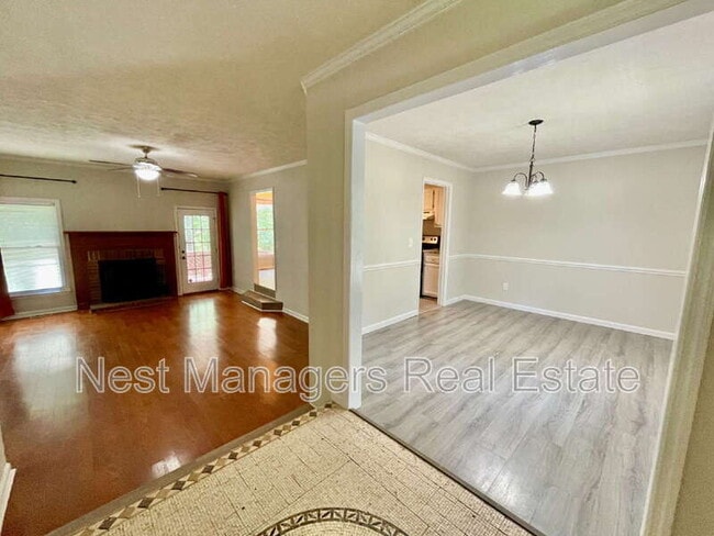 6736 St Julian Way in Fayetteville, NC - Building Photo - Building Photo