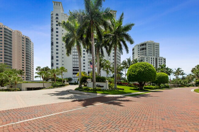 property at 8473 Bay Colony Dr