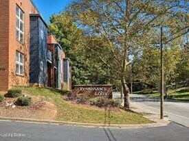 2745 Grinstead Dr in Louisville, KY - Building Photo