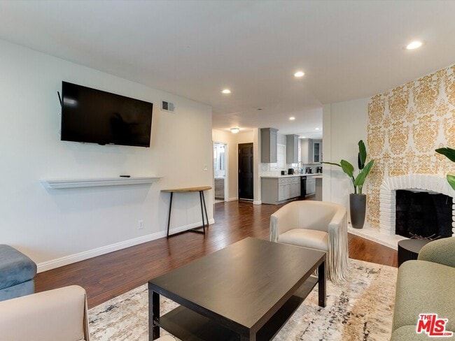 property at 23109 Mariano St