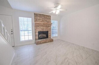 1028 McKinley St in Benbrook, TX - Building Photo - Building Photo