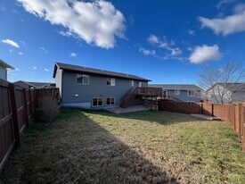 918 Haakon St in Rapid City, SD - Building Photo