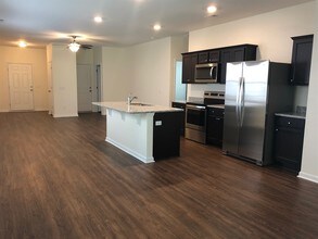 218 Orion Way in Moncks Corner, SC - Building Photo - Building Photo