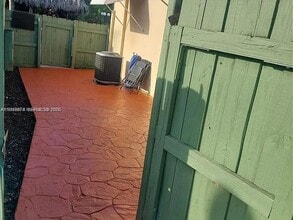 6117 SW 31st St in Miramar, FL - Building Photo - Building Photo