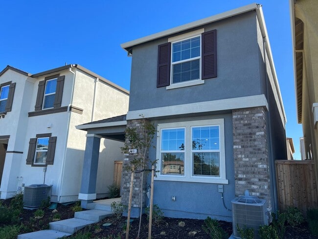 property at 4091 Liverpool St