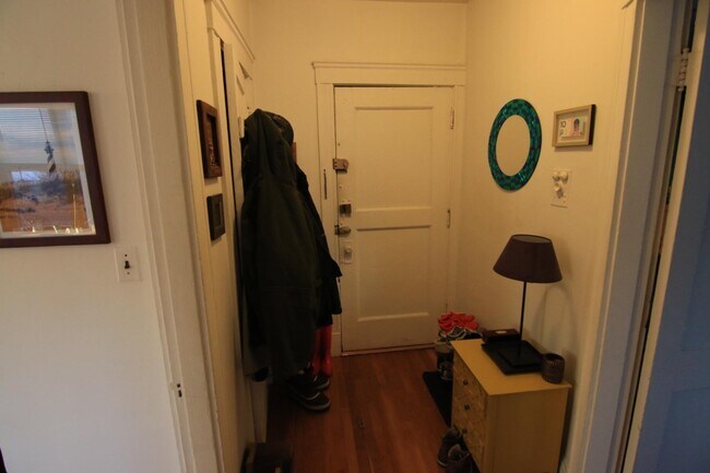 99 Hancock St, Unit 10 in Cambridge, MA - Foto de edificio - Building Photo