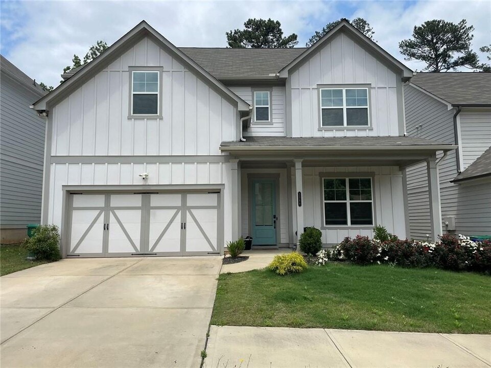 3384 Kelowna Ct in Tucker, GA - Foto de edificio