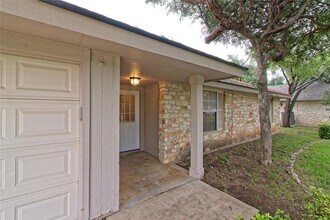 3311 Broken Spoke Trail in Georgetown, TX - Building Photo - Building Photo