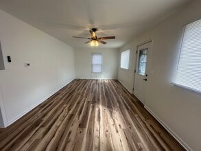 8 Delray Rd in Columbus, OH - Building Photo - Building Photo