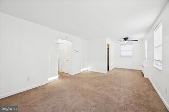 206 W Parkway Ave in Chester, PA - Building Photo - Building Photo