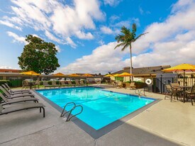 Naples Court in Chula Vista, CA - Building Photo