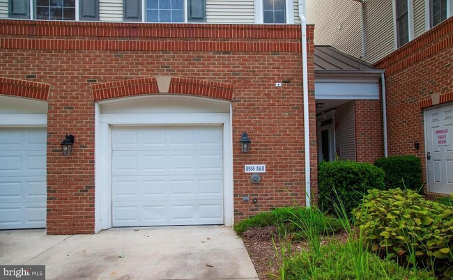 8986 Harrover Pl in Lorton, VA - Building Photo - Building Photo