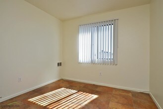 Casa Bonita Apartments in Las Vegas, NV - Building Photo - Interior Photo