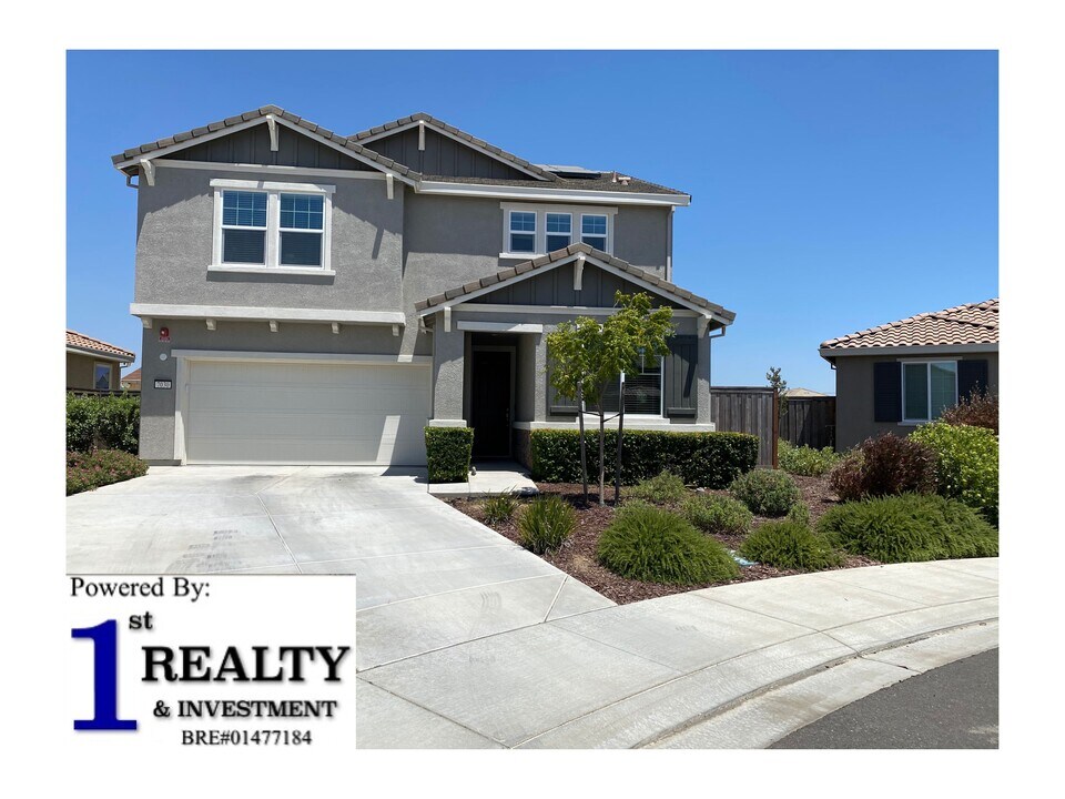 7030 E Samuel Ct in Vacaville, CA - Building Photo