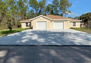 29 Slumberland Path in Palm Coast, FL - Building Photo
