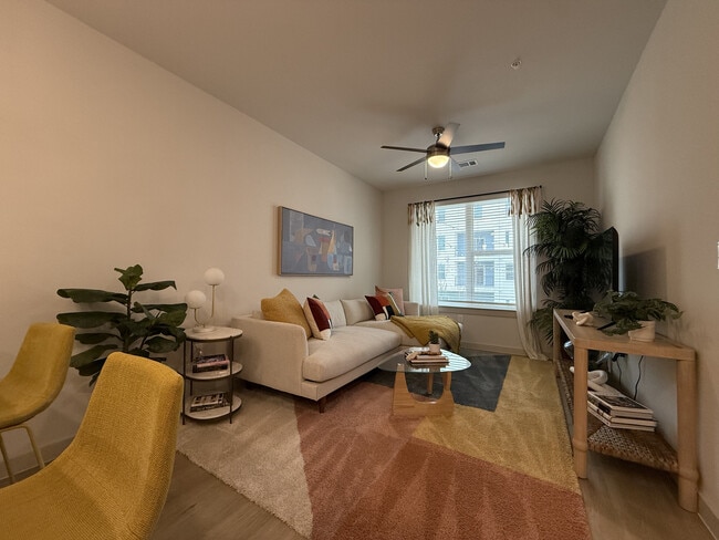 1102 Treeta Trl in Kyle, TX - Building Photo - Building Photo