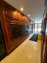 3965 N Meridian St in Indianapolis, IN - Foto de edificio - Building Photo