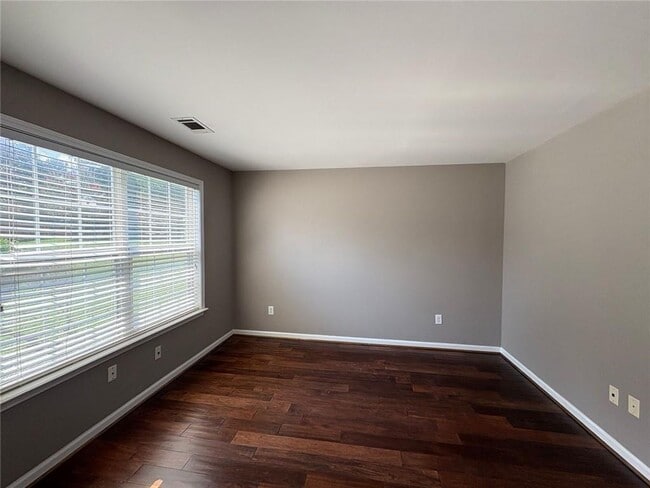 5107 Running Doe Dr in Suwanee, GA - Building Photo - Building Photo