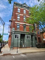 1048 N Marshfield Ave, Unit 3R in Chicago, IL - Building Photo