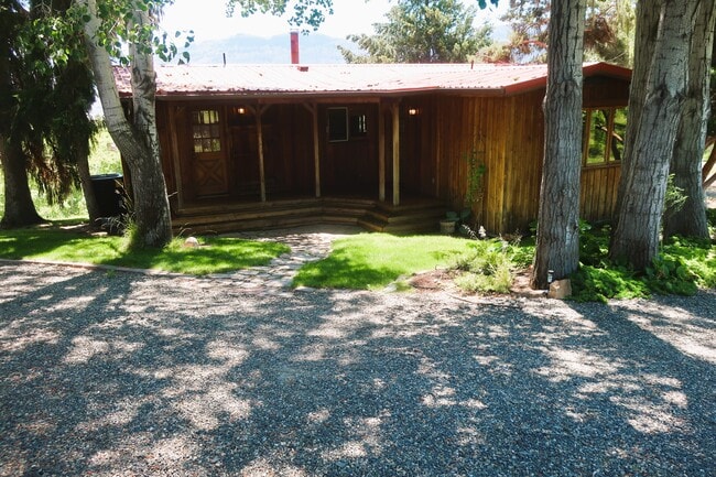 3601 10th St SE in East Wenatchee, WA - Building Photo - Building Photo