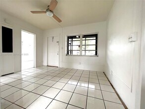 6228 Taylor St in Hollywood, FL - Building Photo - Building Photo
