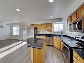 6828 Denby Dale Rd in West Jordan, UT - Building Photo - Building Photo