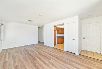 Northport Apartments in Victorville, CA - Building Photo - Interior Photo