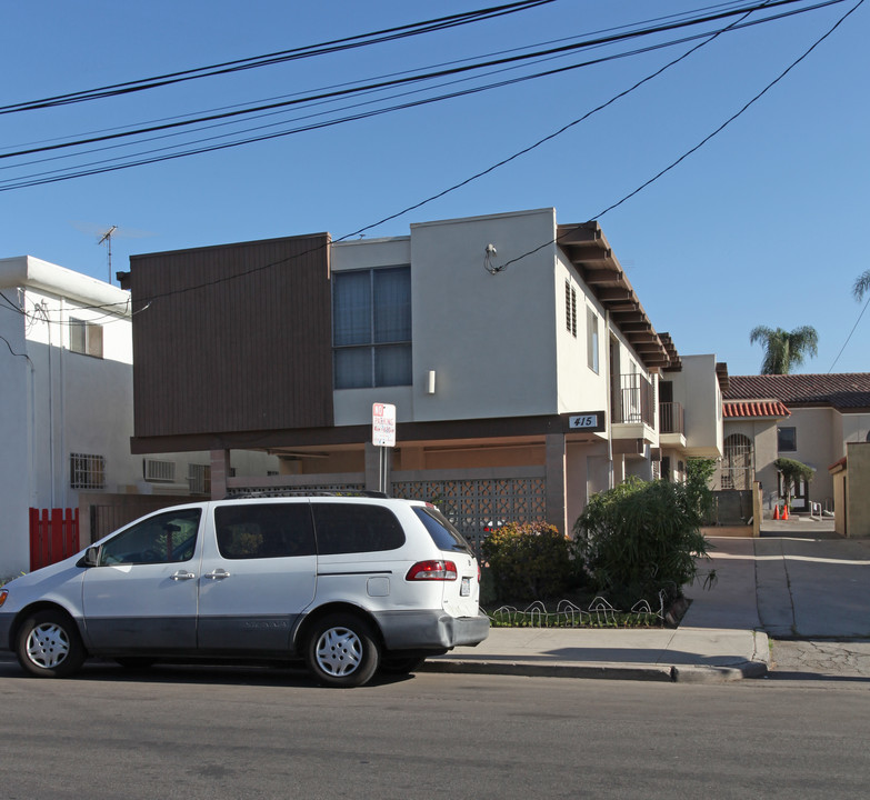 415 Cottage Home St in Los Angeles, CA - Foto de edificio