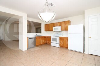 667 W Jardin Dr in Casa Grande, AZ - Building Photo - Building Photo