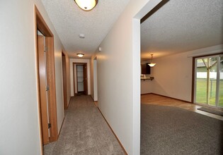 117 E 14th Ave in Post Falls, ID - Building Photo - Building Photo