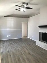 1355 Lincolnshire Way in Fort Worth, TX - Building Photo - Building Photo
