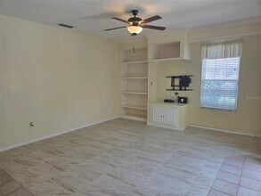 5282 Far Oak Cir in Sarasota, FL - Building Photo - Building Photo