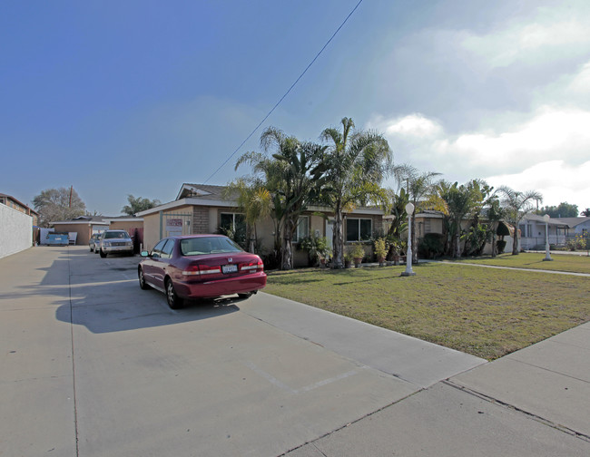 Josephine Apartments in Garden Grove, CA - Building Photo - Building Photo