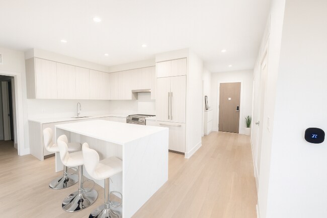 737 Swann Ave in Alexandria, VA - Building Photo - Building Photo