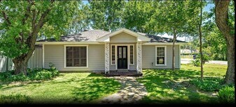 9402 Alcott Dr in Houston, TX - Building Photo
