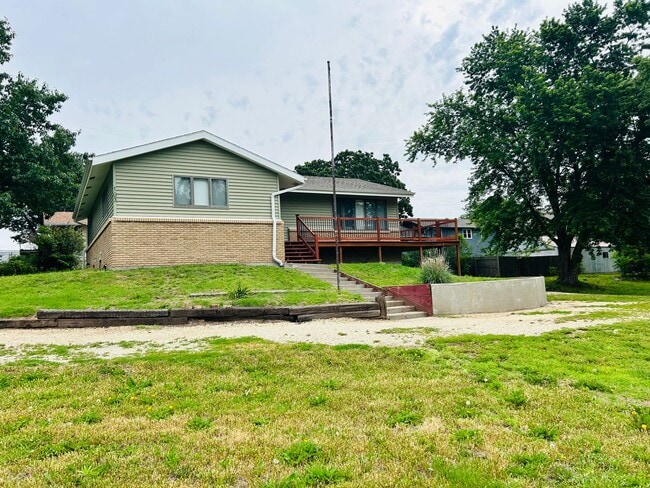 103 7th St in Wakefield, KS - Building Photo - Building Photo