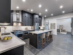 11510 Midway Rd in Dallas, TX - Building Photo - Building Photo