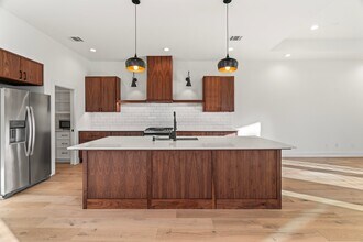 3802 Commerce St in Houston, TX - Building Photo - Building Photo