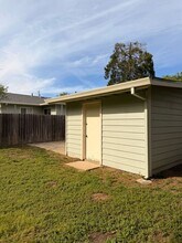 3346 Stingy Ln in Anderson, CA - Building Photo - Building Photo