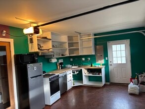 2745 SE Bloomfield Rd, Unit Garage apartment in Shelton, WA - Building Photo - Building Photo