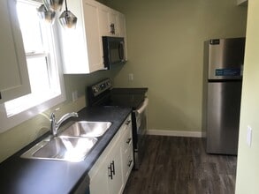 5165 Kallum Dr in 100 Mile House, BC - Building Photo - Building Photo