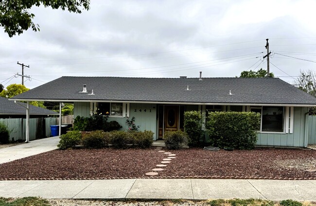 2441 Helena St in San Luis Obispo, CA - Building Photo - Building Photo