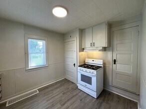 1414 Cornwall Ave in Waterloo, IA - Building Photo - Building Photo