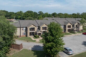 Oxford Place in Okmulgee, OK - Building Photo - Building Photo