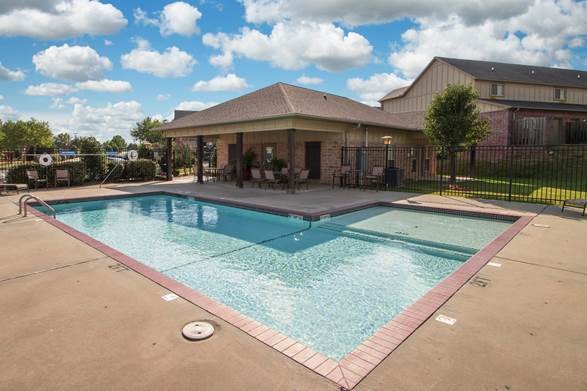 The Villas at Audubon Townhomes in Maumelle, AR - Foto de edificio